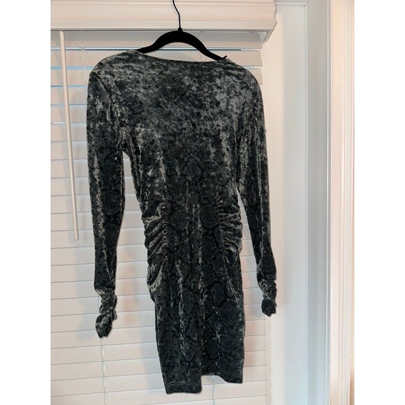 Zara snakeskin mini green velvet dress - Picture 5 of 5